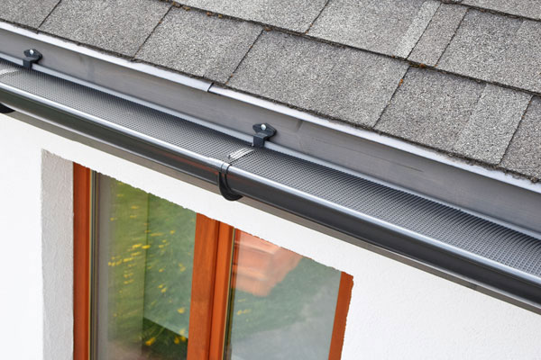 Professional Residential Gutter System Installation and Repair Services